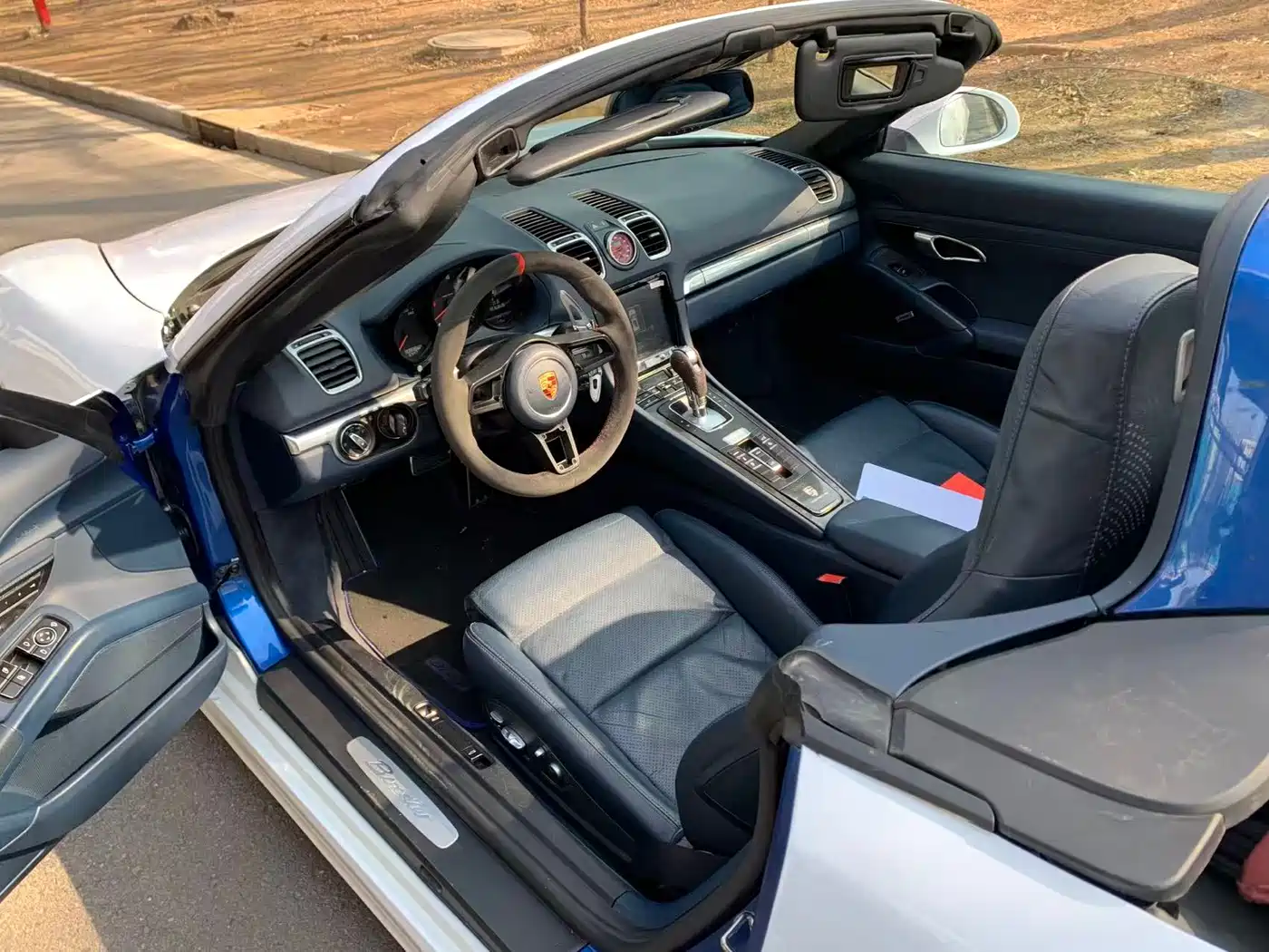 Porsche Boxster 2015 Boxster Style Edition 2.7L фото 22