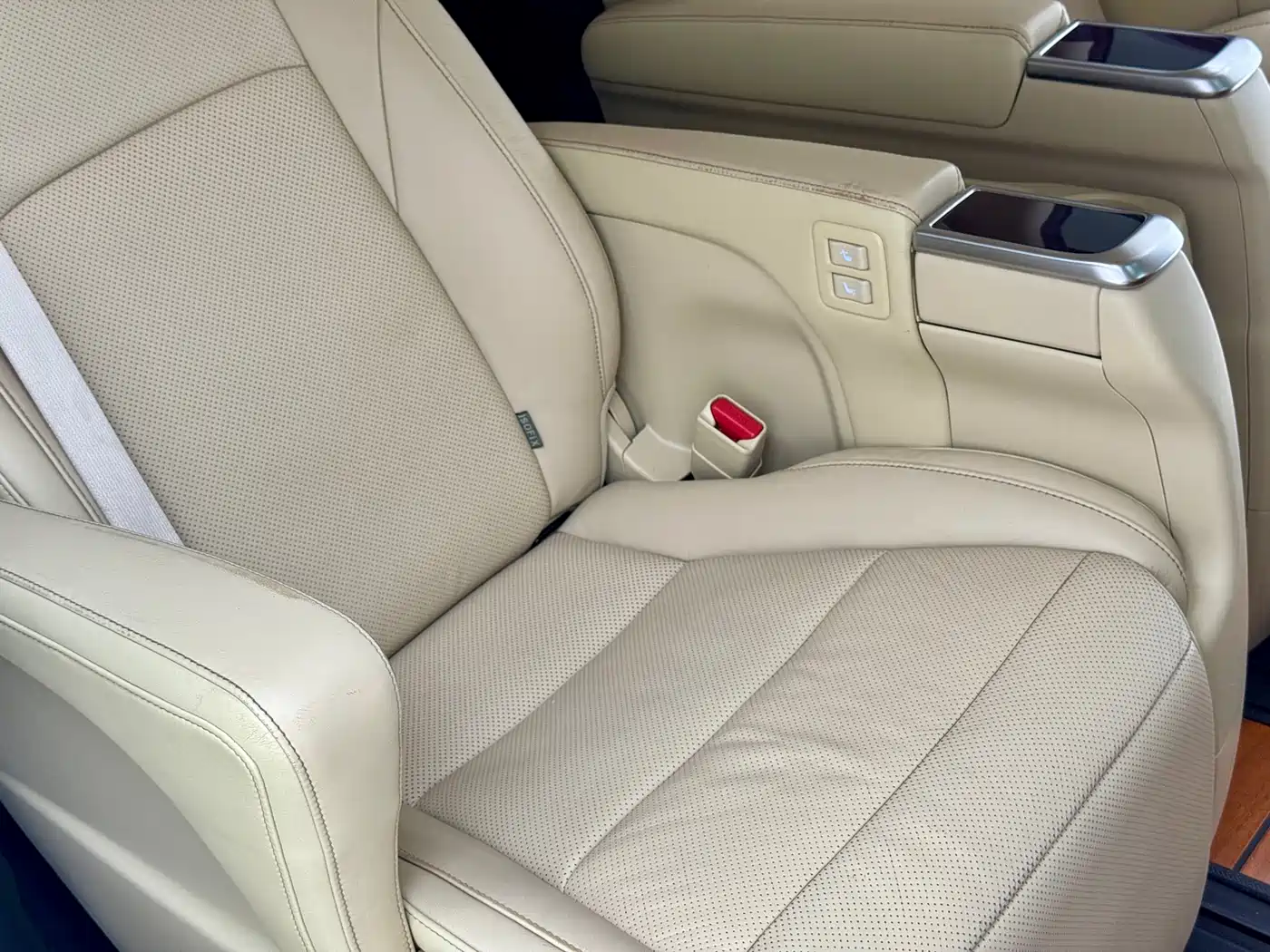 Toyota Alphard 2015 3.5L Luxury Edition фото 8