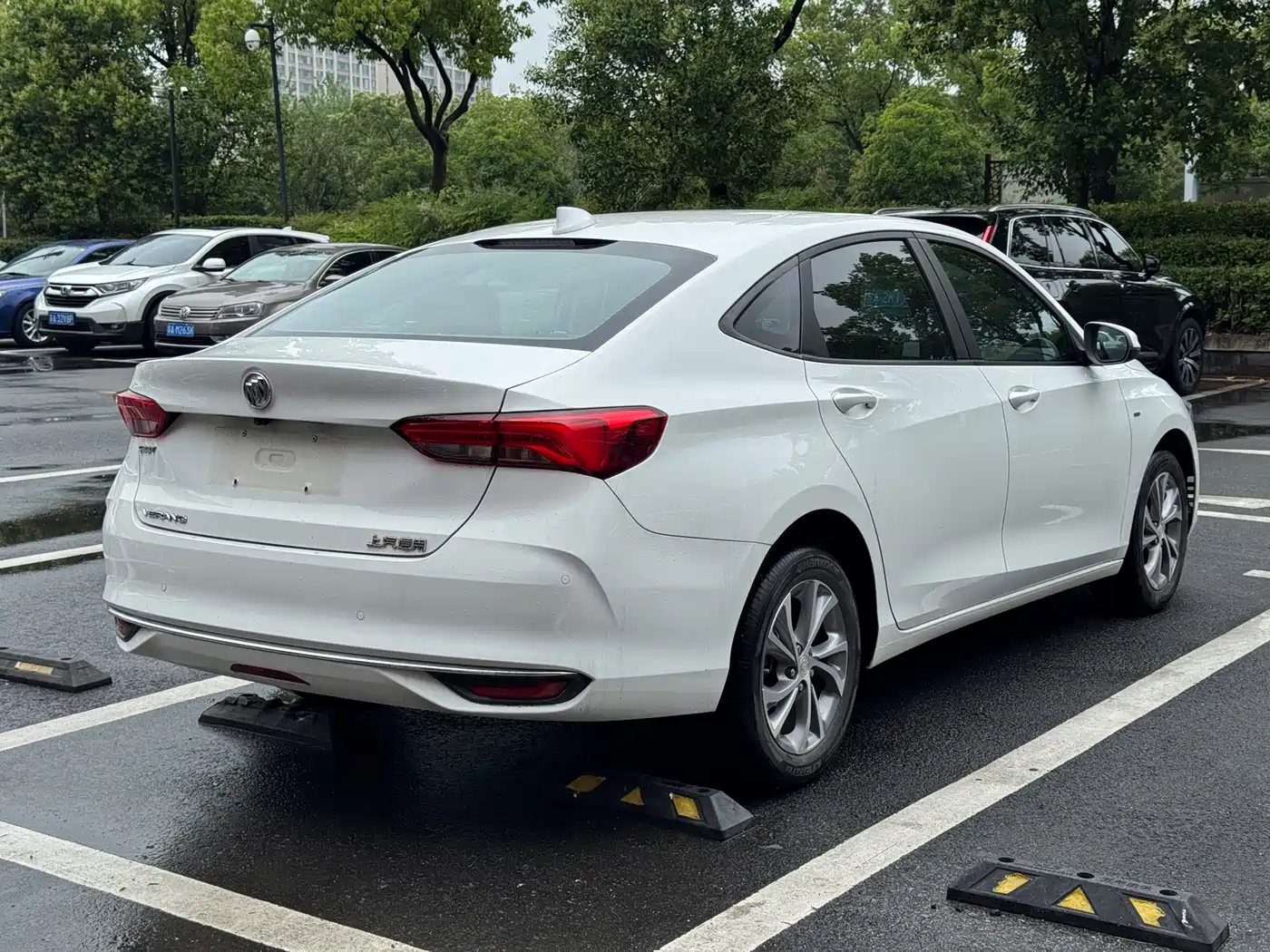 Buick Verano 2023 Pro Joy Edition фото 4