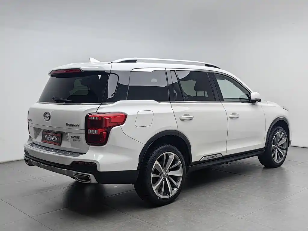 Photo 2 - GAC Trumpchi GS8