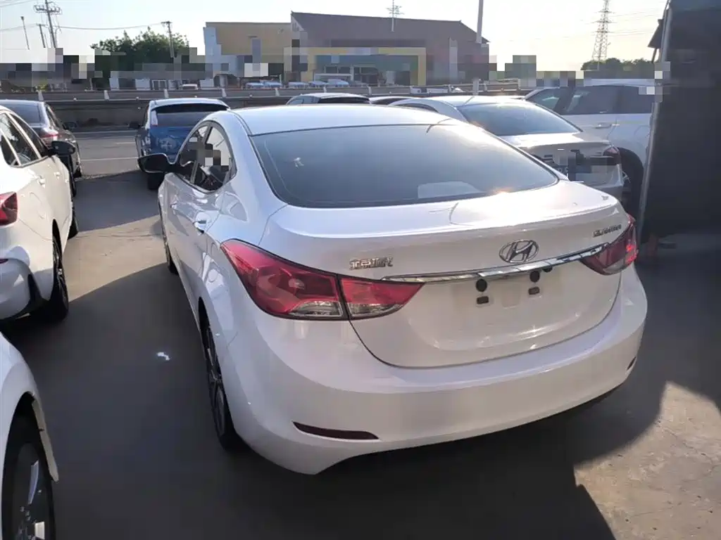 Hyundai Langdong 2015 2015 1.6L Auto Premium