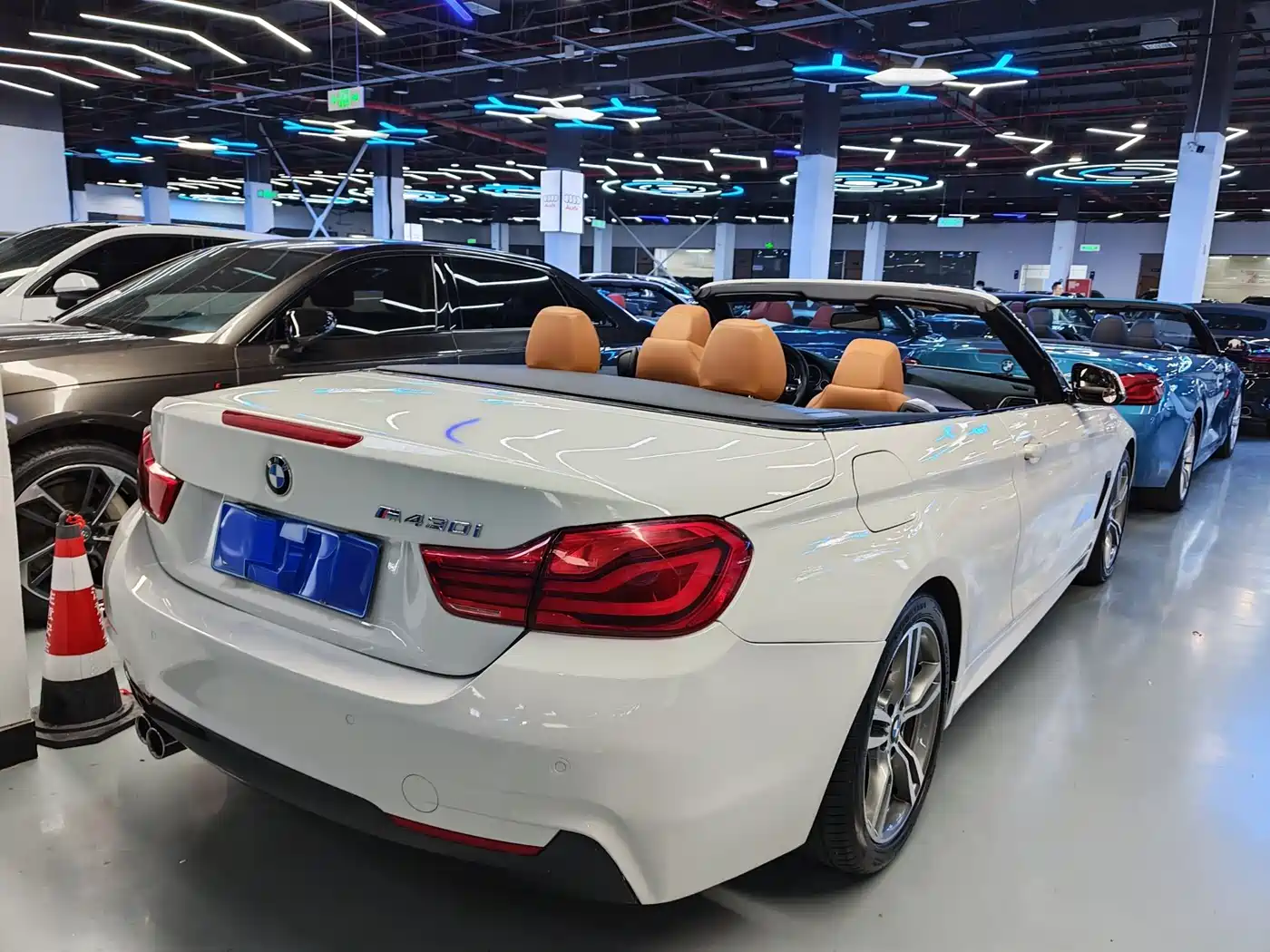 BMW 4 Series 2017 425i Convertible M Sport Package фото 25
