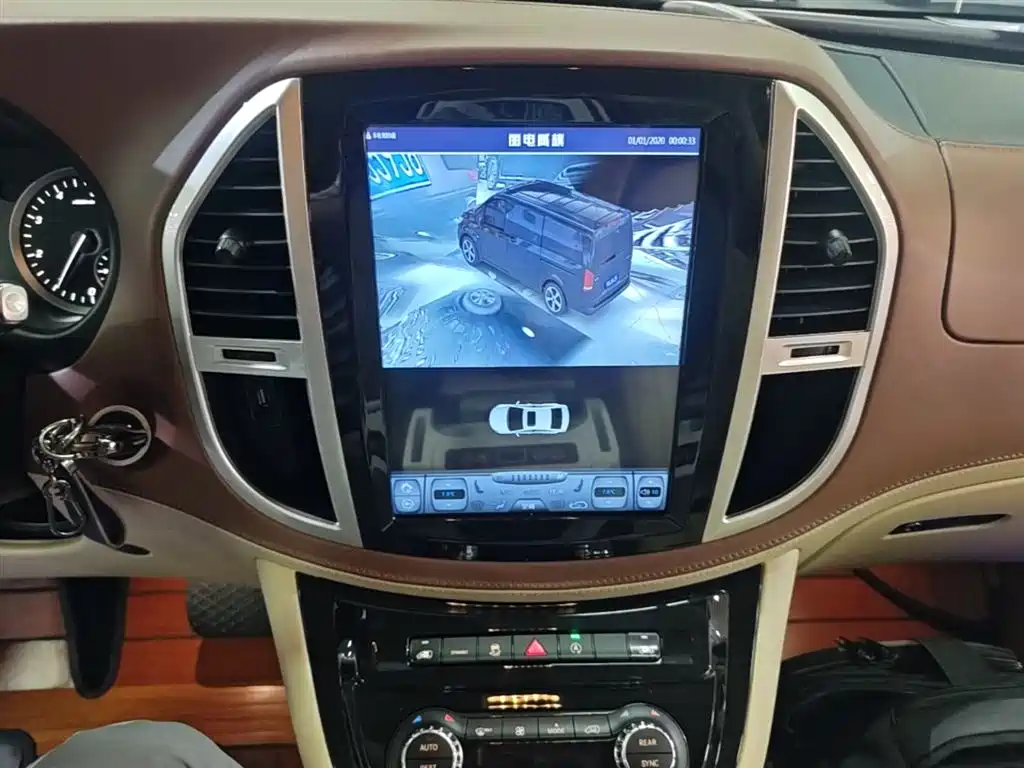 MERCEDES-BENZ VITO