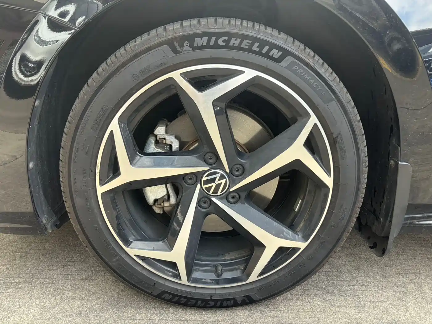 Volkswagen Passat 2024 380TSI Elite Edition фото 7
