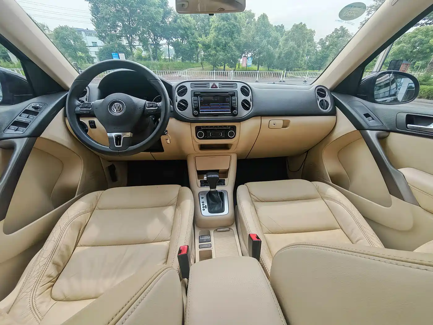 Volkswagen Tiguan 2010 1.8TSI Automatic 4WD Elite фото 9