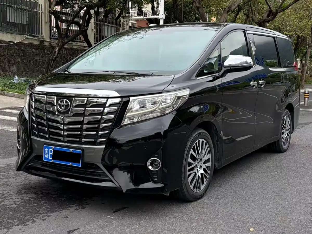 Toyota Alphard 2018 3.5L Luxury фото 2