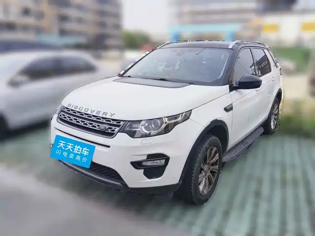 Land Rover Discovery Sport 2019 240PS SE Edition China VI — фото 1