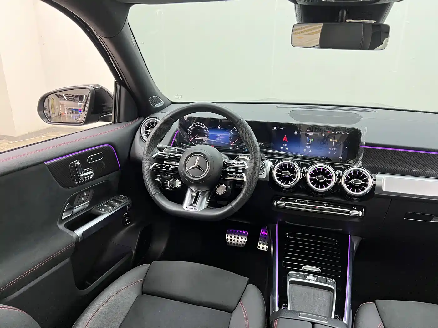 MERCEDES-BENZ GLB AMG