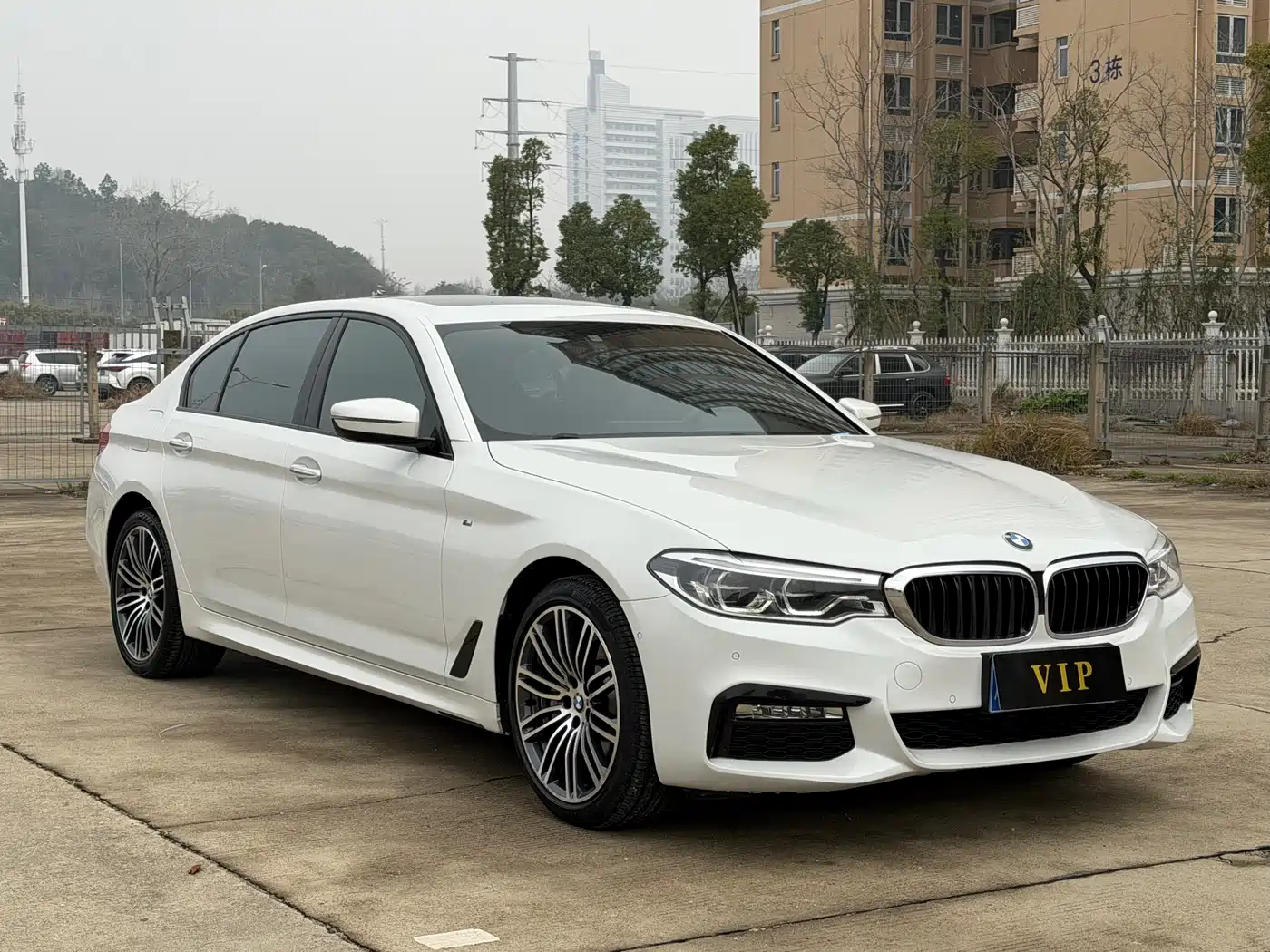 BMW 5 Series 2018 Facelift 530Li Leading M Sport Package фото 3
