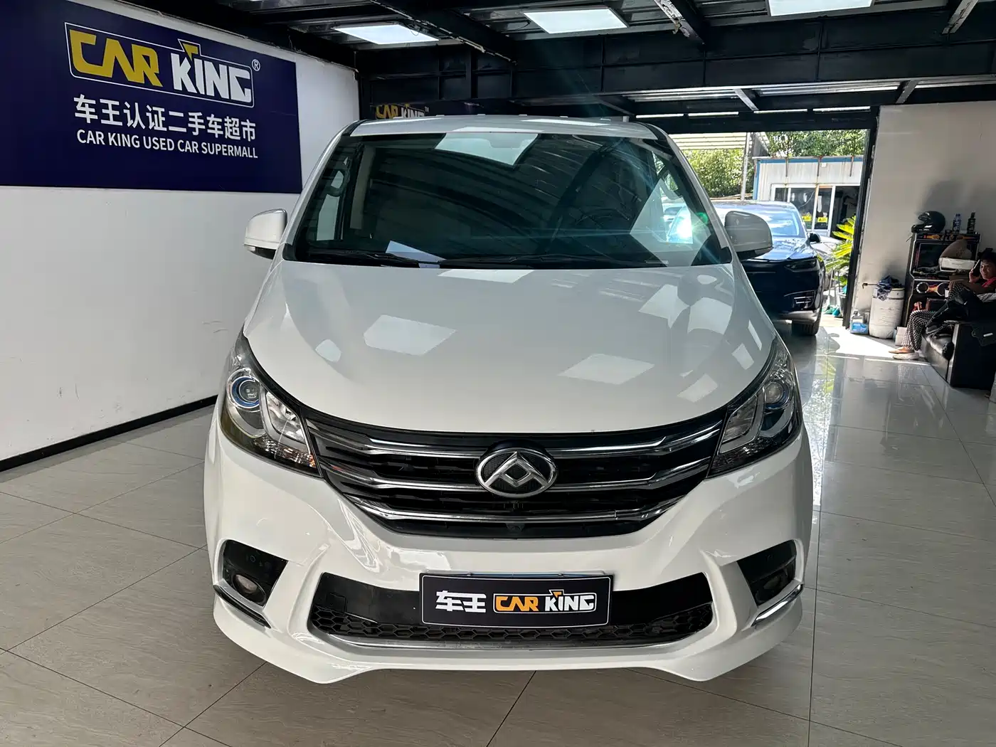 SAIC Maxus Maxus G10 2019 Facelift PLUS 2.0T Automatic Elite Edition China VI фото 2