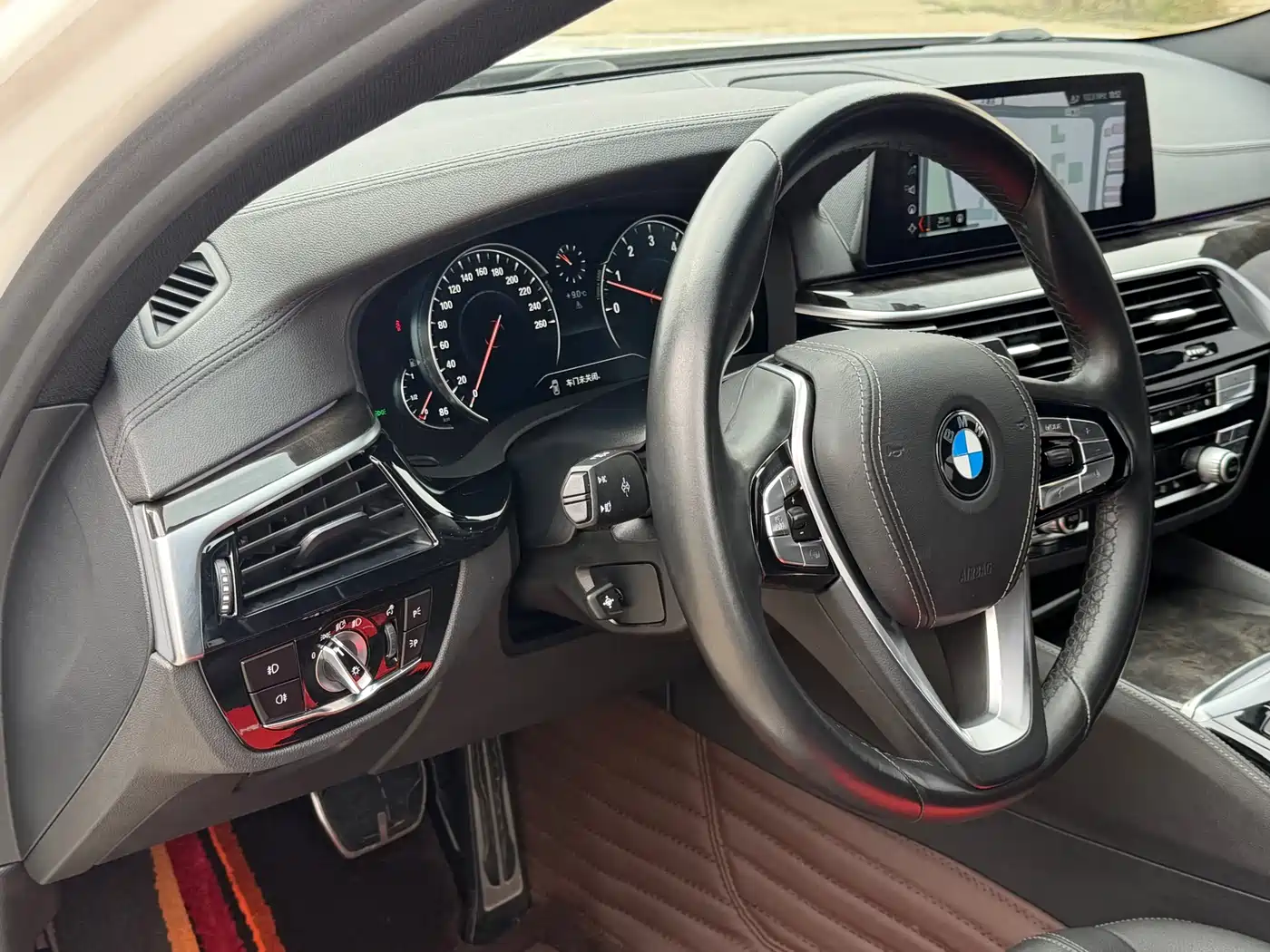 BMW 5 Series 2018 Facelift 530Li Leading M Sport Package фото 12