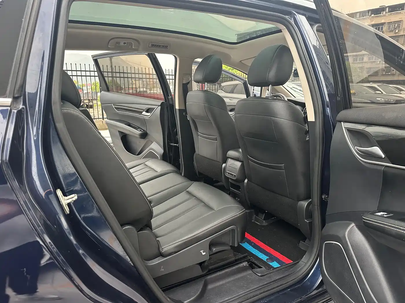 BYD Song MAX 2017 1.5T Auto Smart Elite 7-Seater фото 8