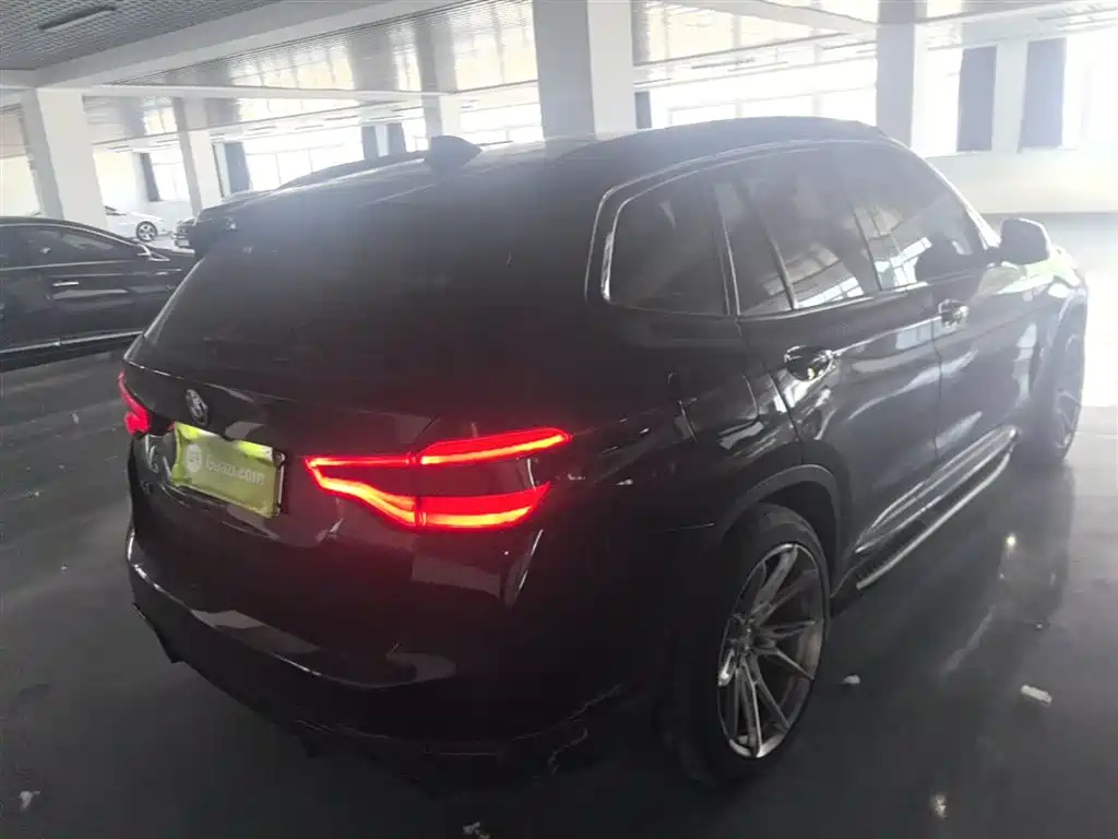 BMW iX3 2021 Leading фото 5