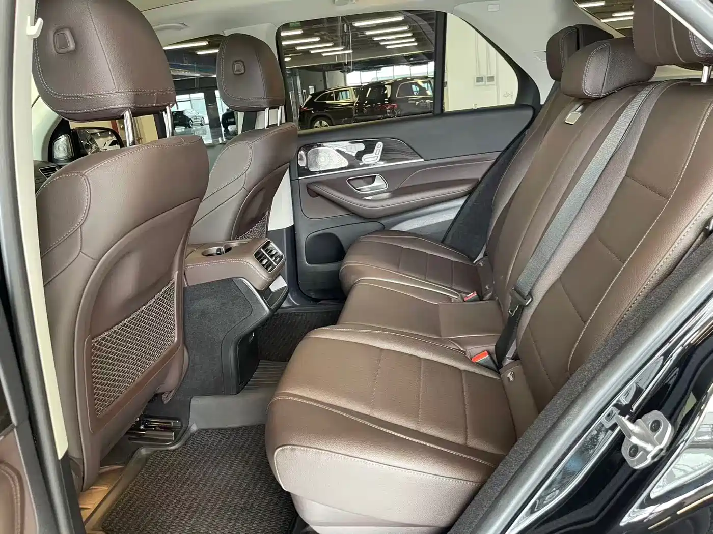 Mercedes-Benz GLE 2022 GLE 350 4MATIC Fashion фото 16