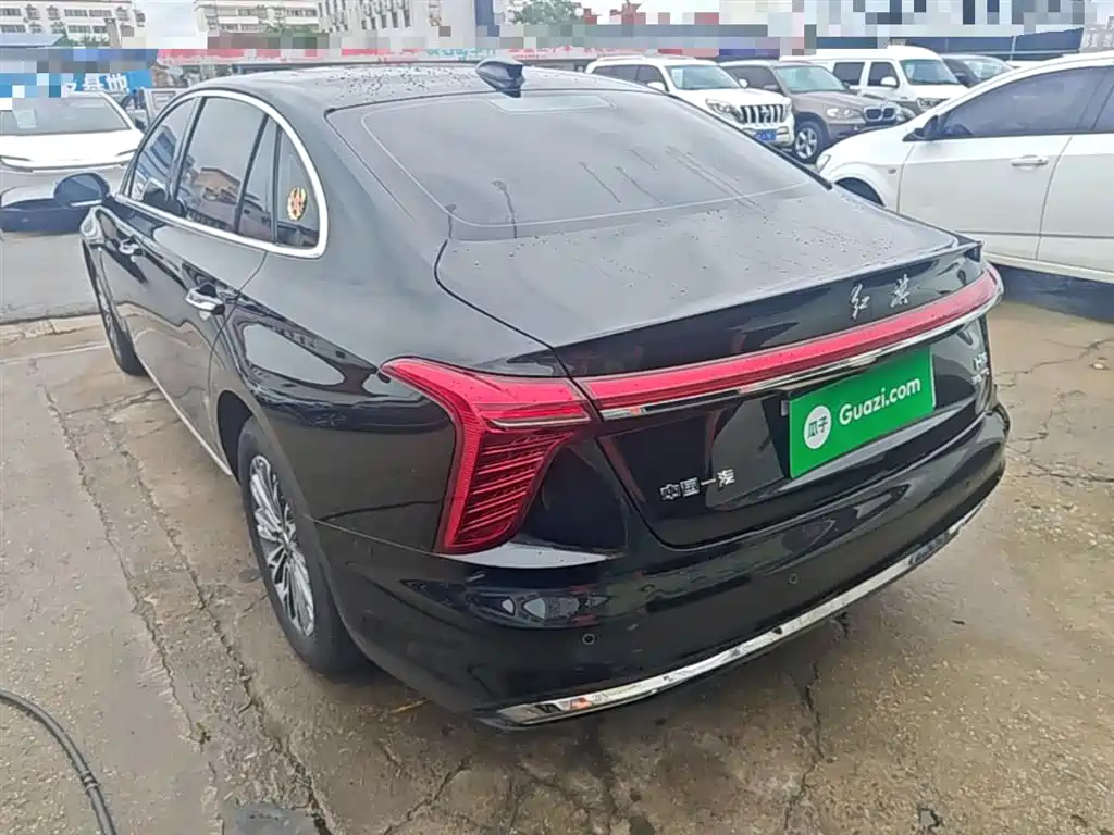 Hongqi H5 2025 1.5T DCT Flag Rhythm 500,000 Units Memorial Edition фото 5