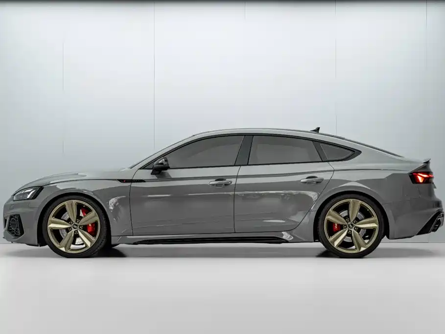 صورة 4 - Audi RS 5