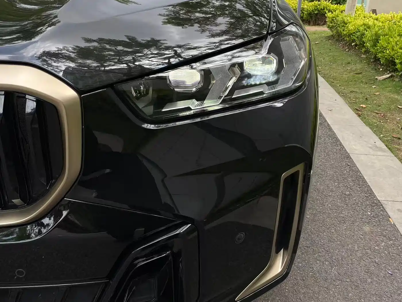 BMW X5 2024 xDrive 40Li Exclusive Black Flame Limited Edition фото 19
