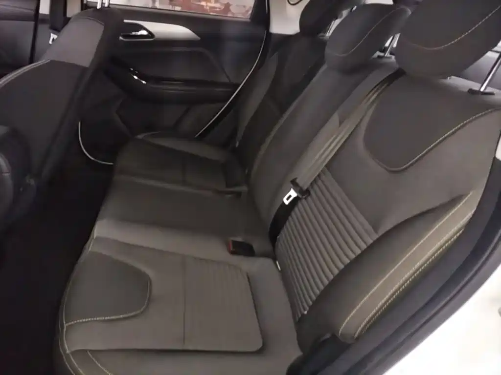 BAIC Beijing X3 2020 2019 1.5T Manual Glory Edition
