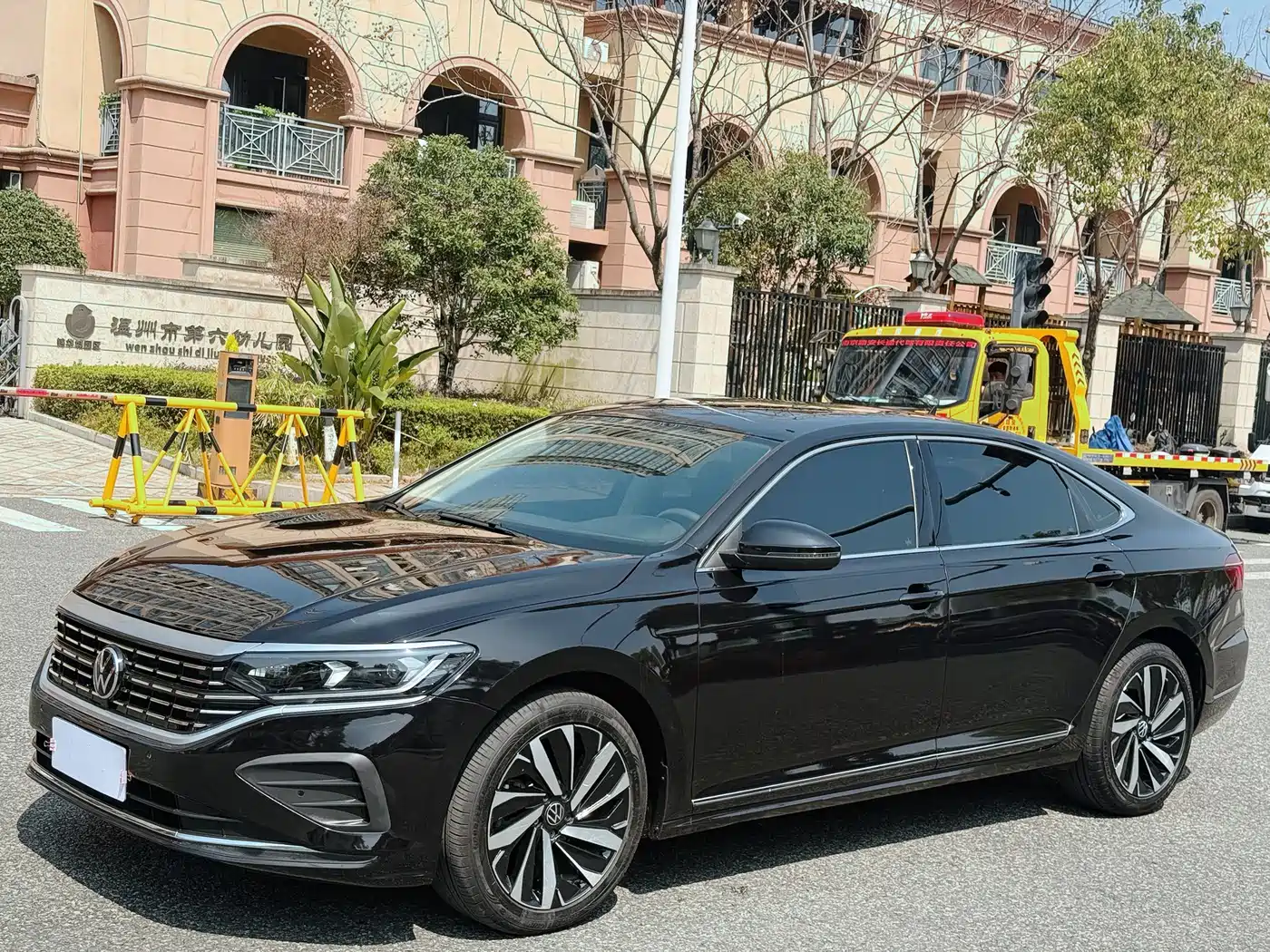 Volkswagen Passat 2024 330TSI Elite Edition фото 3