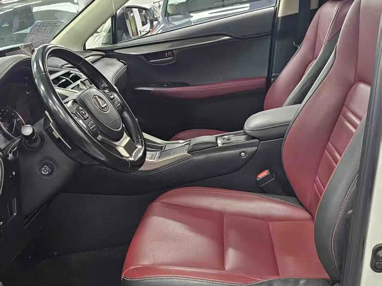 Lexus NX 2020 200 AWD F Sport China VI фото 7