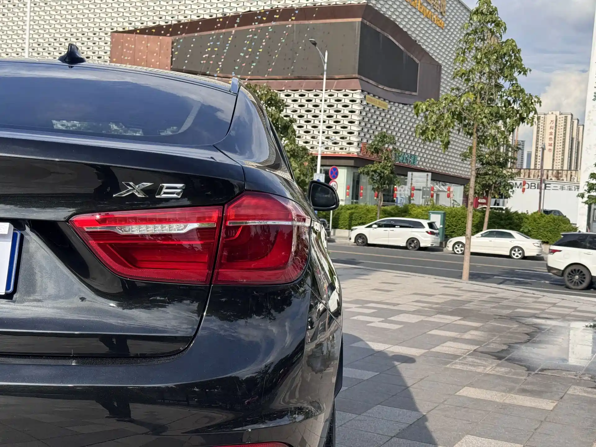Фото 15 - BMW X6
