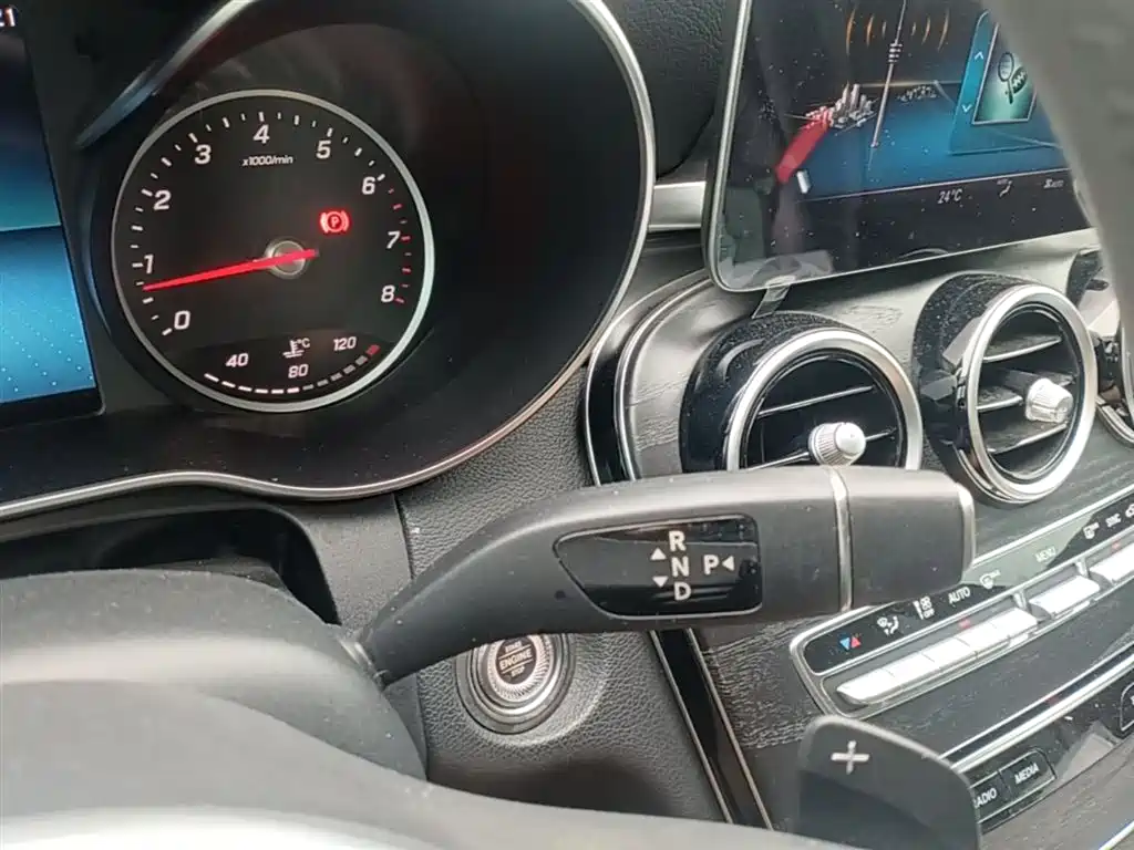 Mercedes-Benz C-Class 2019 C 180 L Fashion Sport Edition фото 14