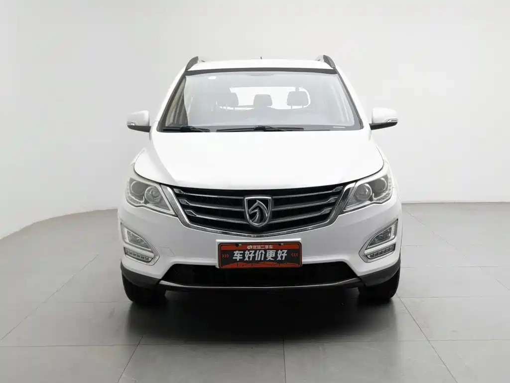 Фото 3 - Baojun 560