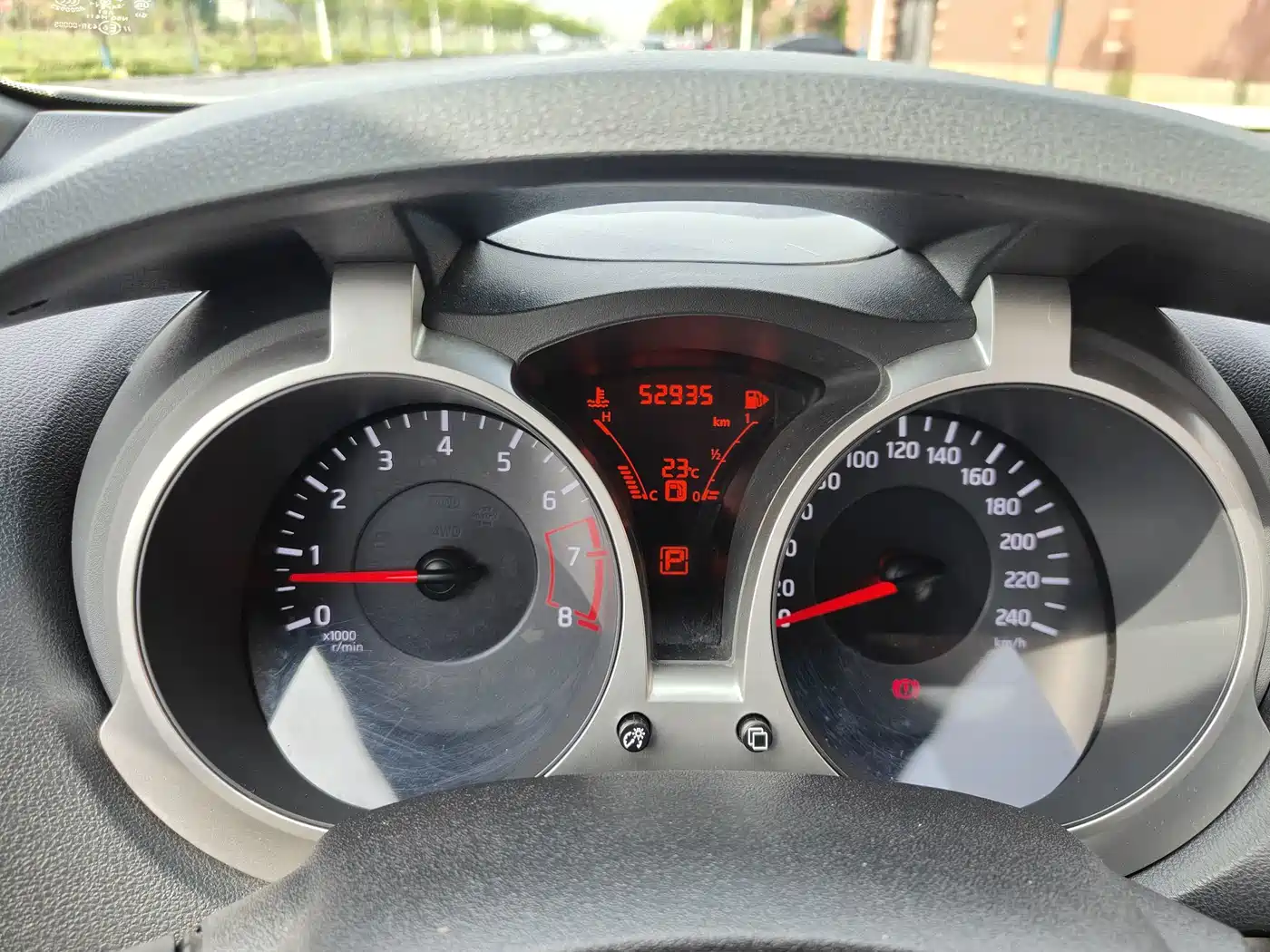 Infiniti ESQ 2018 2014 1.6L Free Edition