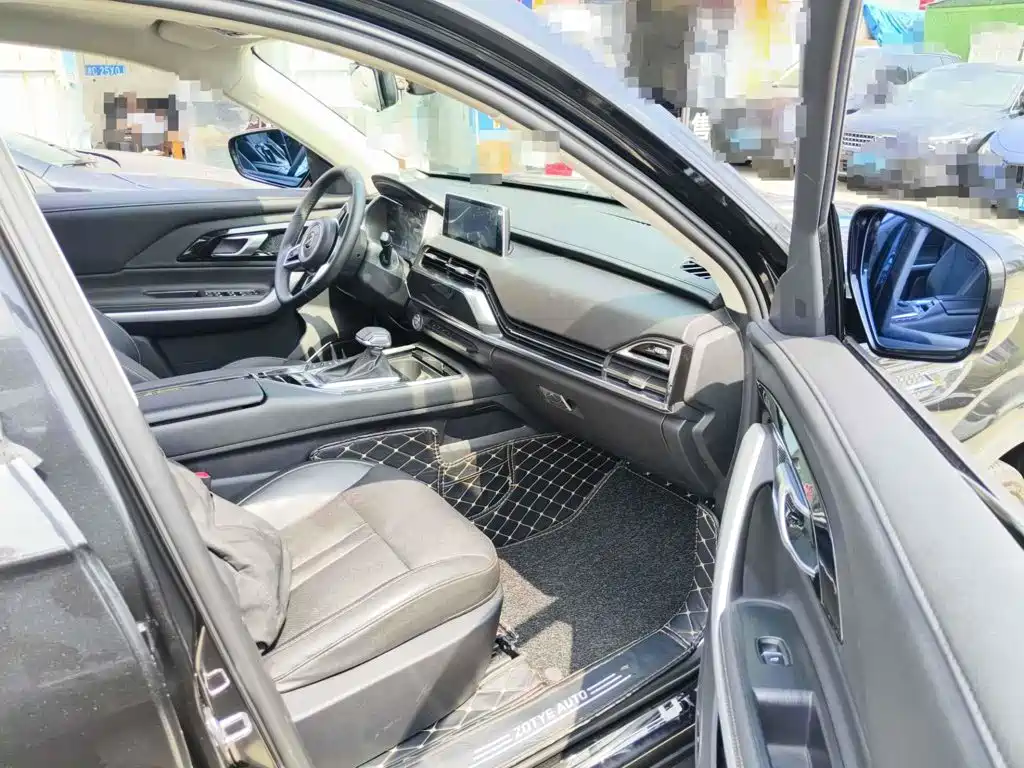 صورة 13 - Zotye T500