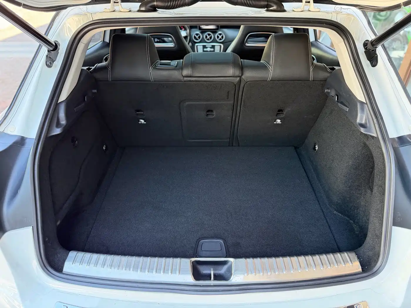 Фото 24 - Mercedes-Benz GLA