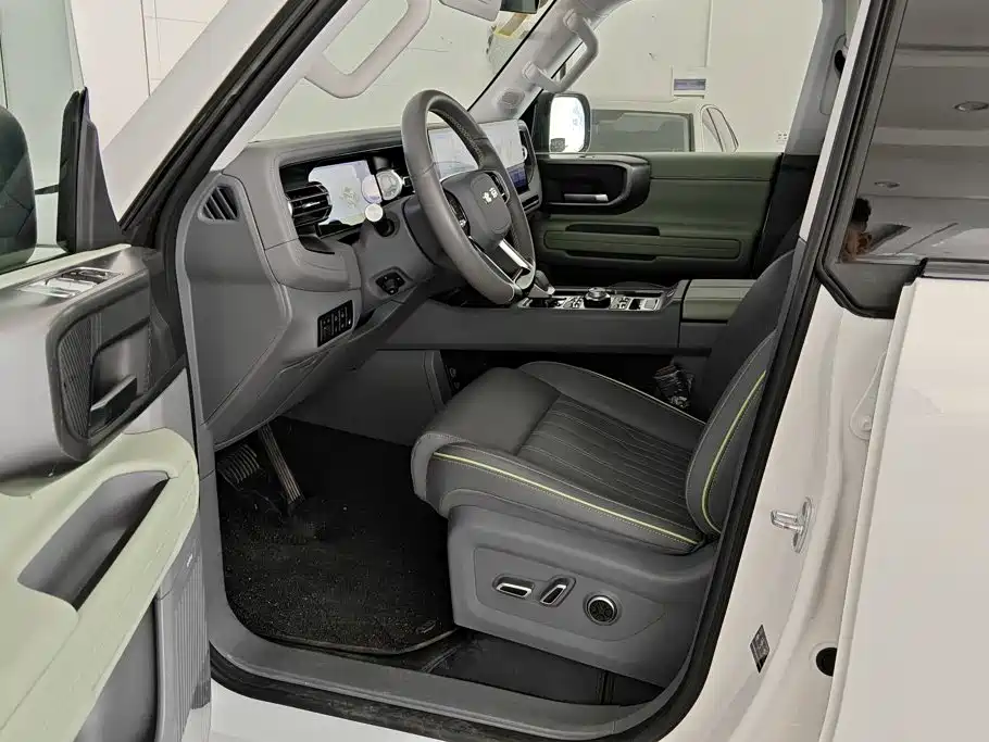 BAIC ORV Beijing Off-Road BJ40 Range Extender 2025 2025 Advanced Edition