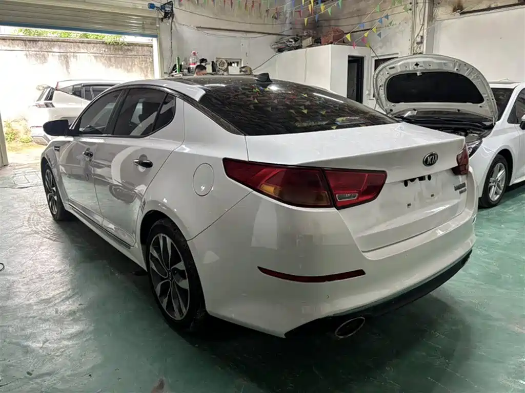 Kia K5 2014 2.0L Automatic LUXURY фото 9