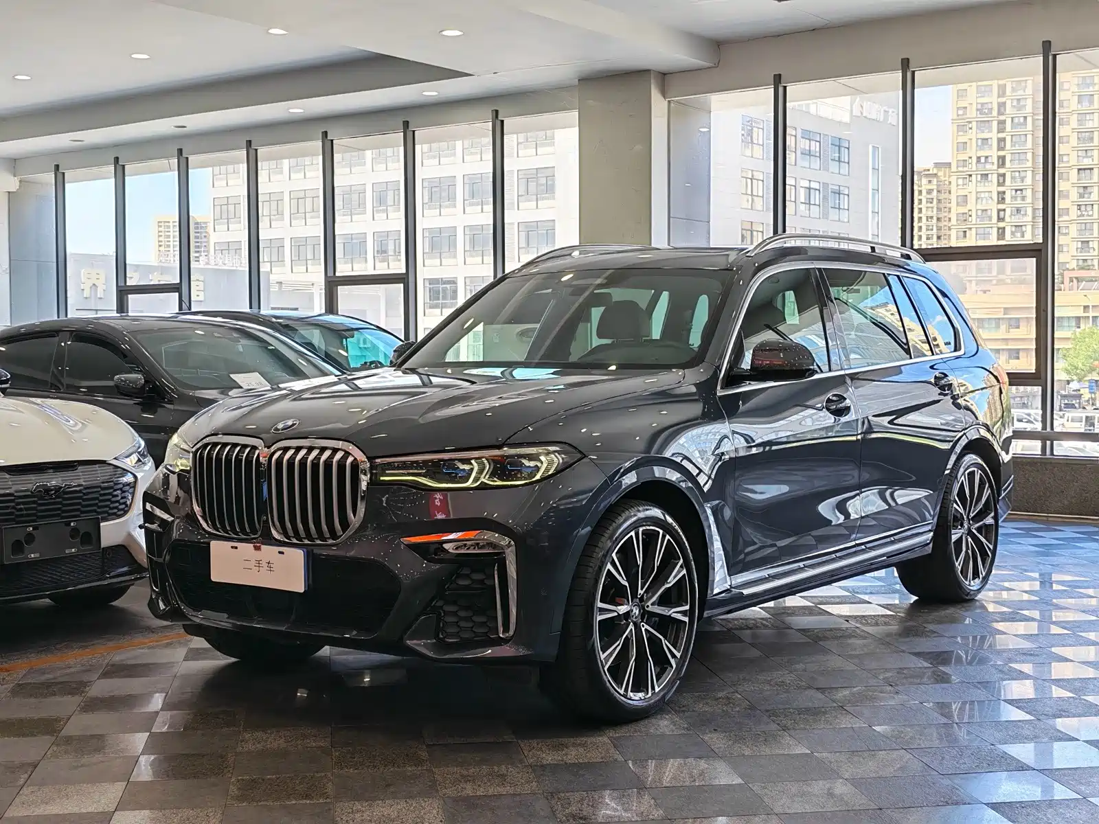 Фото 1 - BMW X7