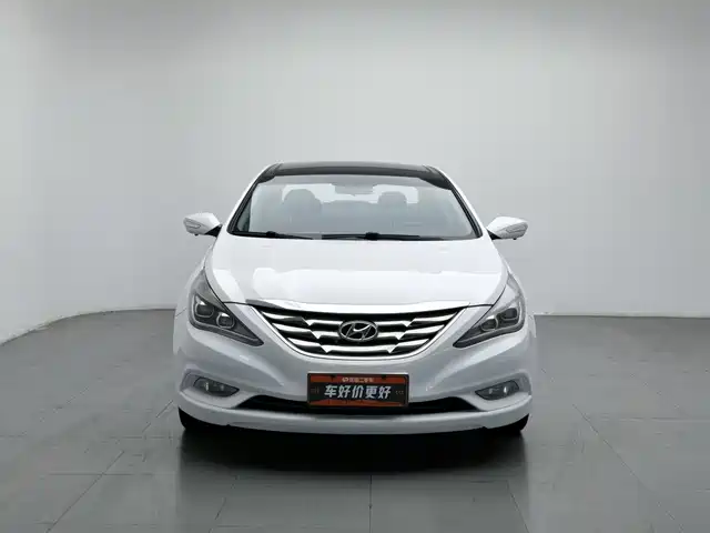 Hyundai Sonata 2013 2.0L Automatic Luxury Edition — фото 3