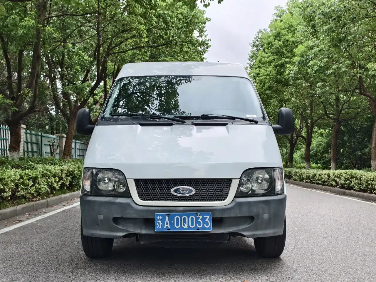 Ford Classic Transit 2015 2015 2.8T Diesel Long Wheelbase 6-Seater Mid-Roof MPV JX493ZLQ4