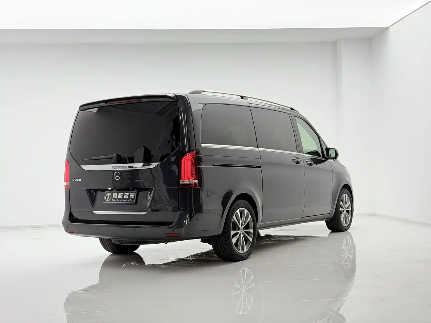 Mercedes-Benz V-Class 2021 V 260 Pilot Edition фото 6