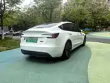 Фото 12 - Tesla Model 3