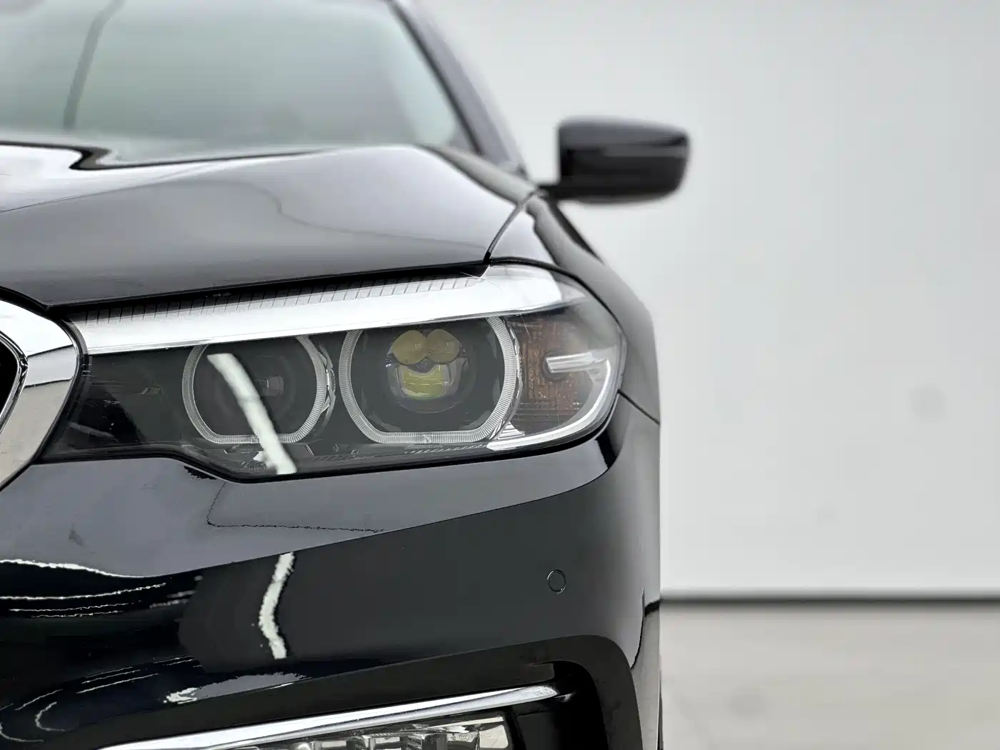 BMW 5 Series 2018 528Li Launch Special Edition фото 11