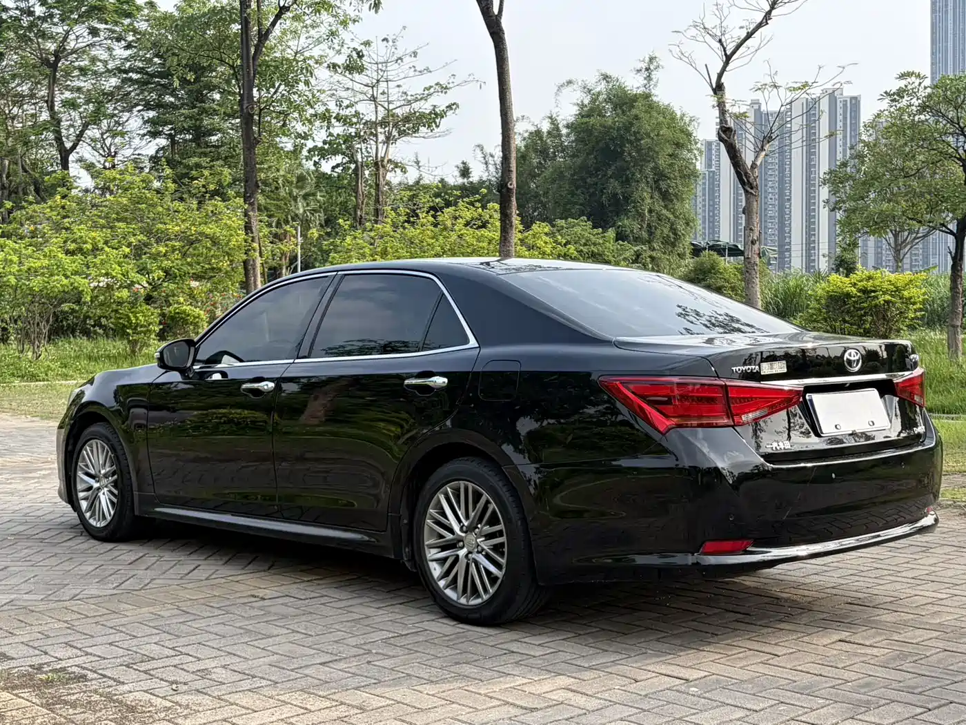 Toyota Crown 2015 2.0T Fashion фото 6