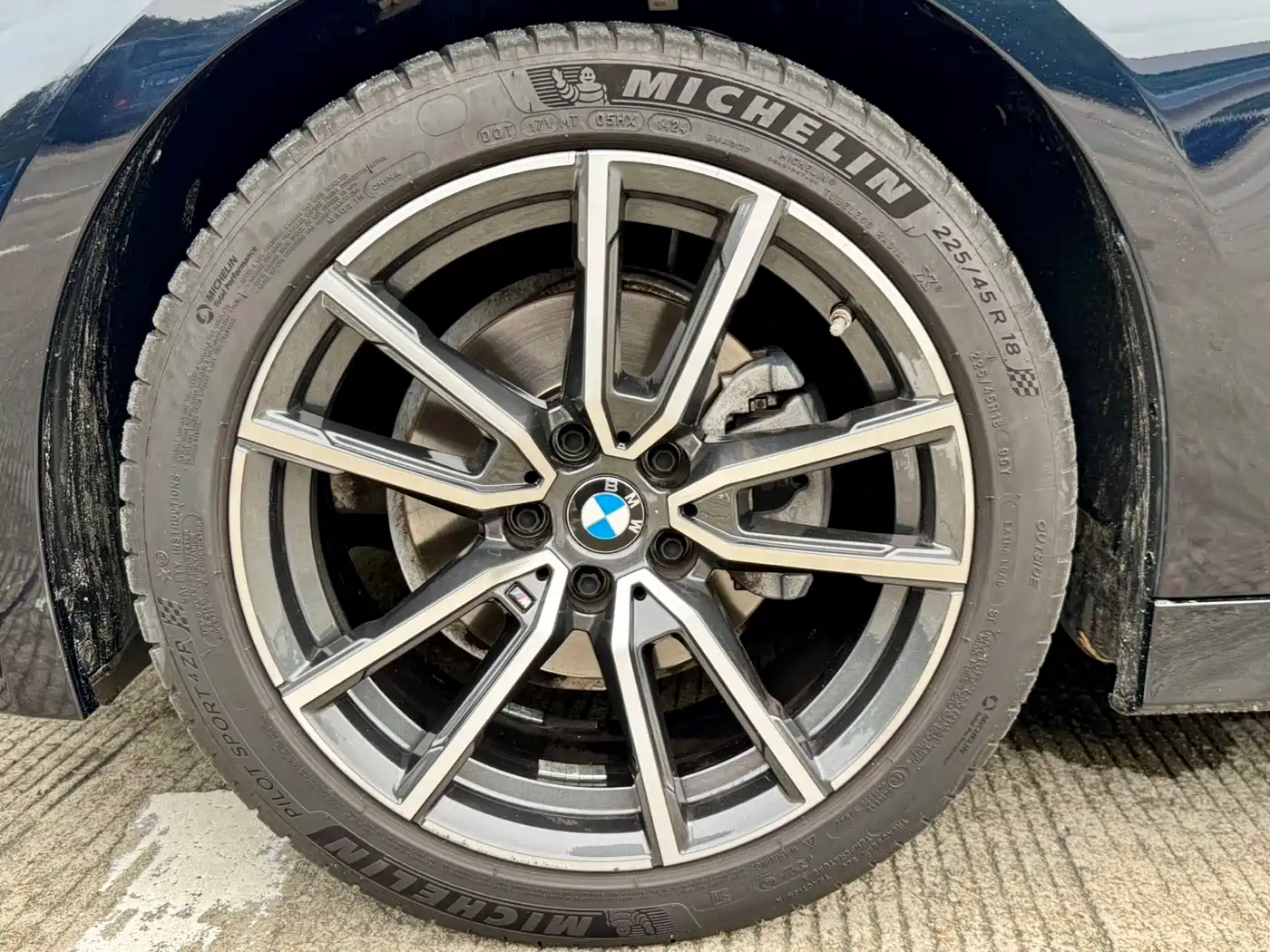 BMW 3 Series 2024 320Li M Sport Package фото 15