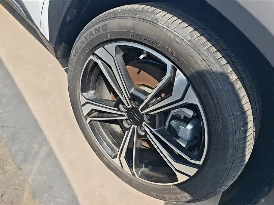 GEELY GALAXY GALAXY L7