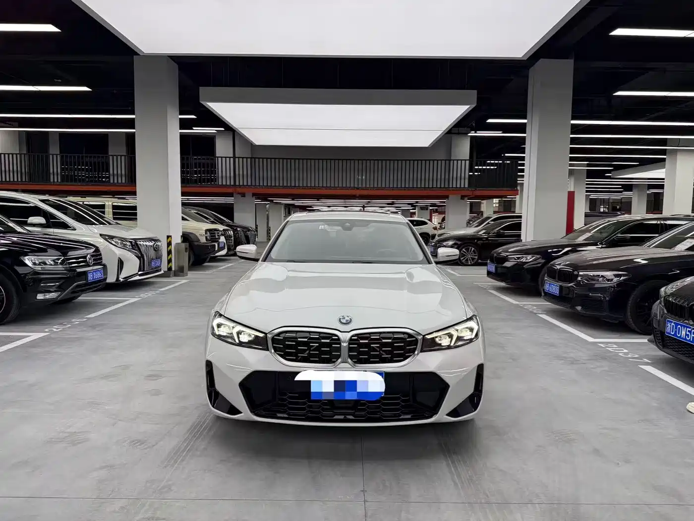 BMW 3 Series 2026 325Li M Sport Package фото 2