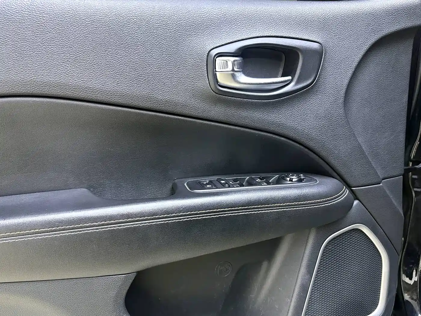 JEEP GUIDE
