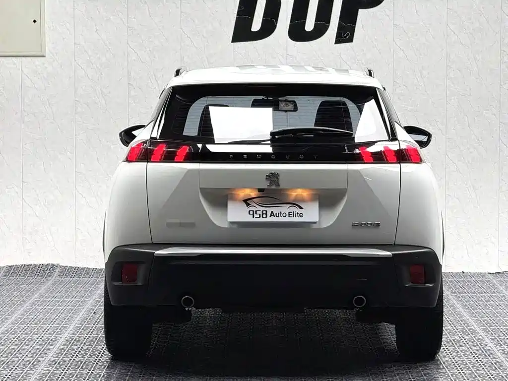 Peugeot 2008 2023 2022 230THP THE ONE