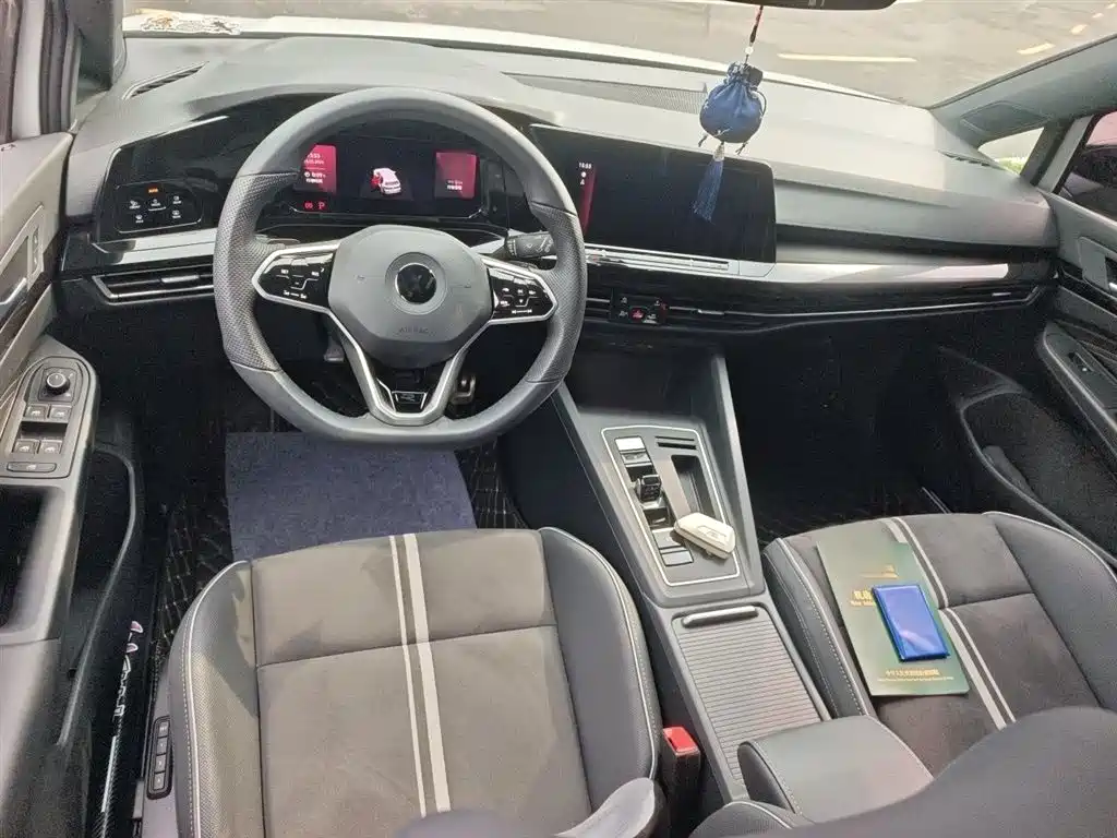 Volkswagen Golf 2023 Facelift 280TSI DSG R-Line Lite фото 13