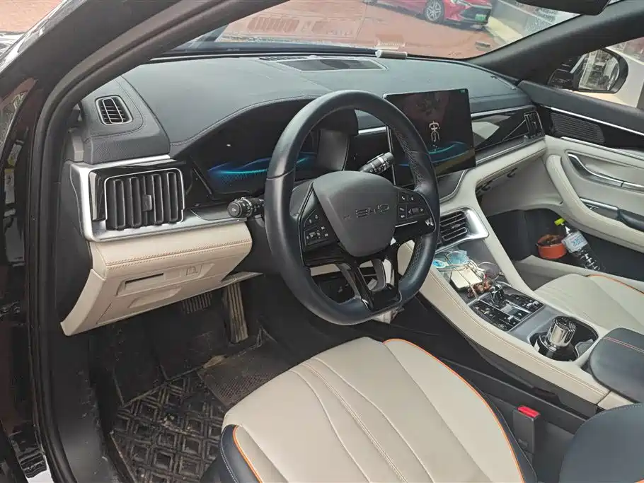 BYD Song PLUS PHEV 2023 Champion Edition DM-i 110KM Flagship фото 12