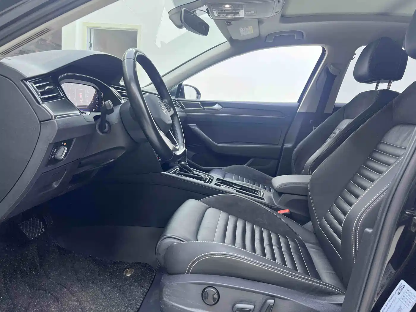 Volkswagen Magotan 2020 330TSI DSG Leading фото 13