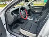 Photo 13 - Audi A4L