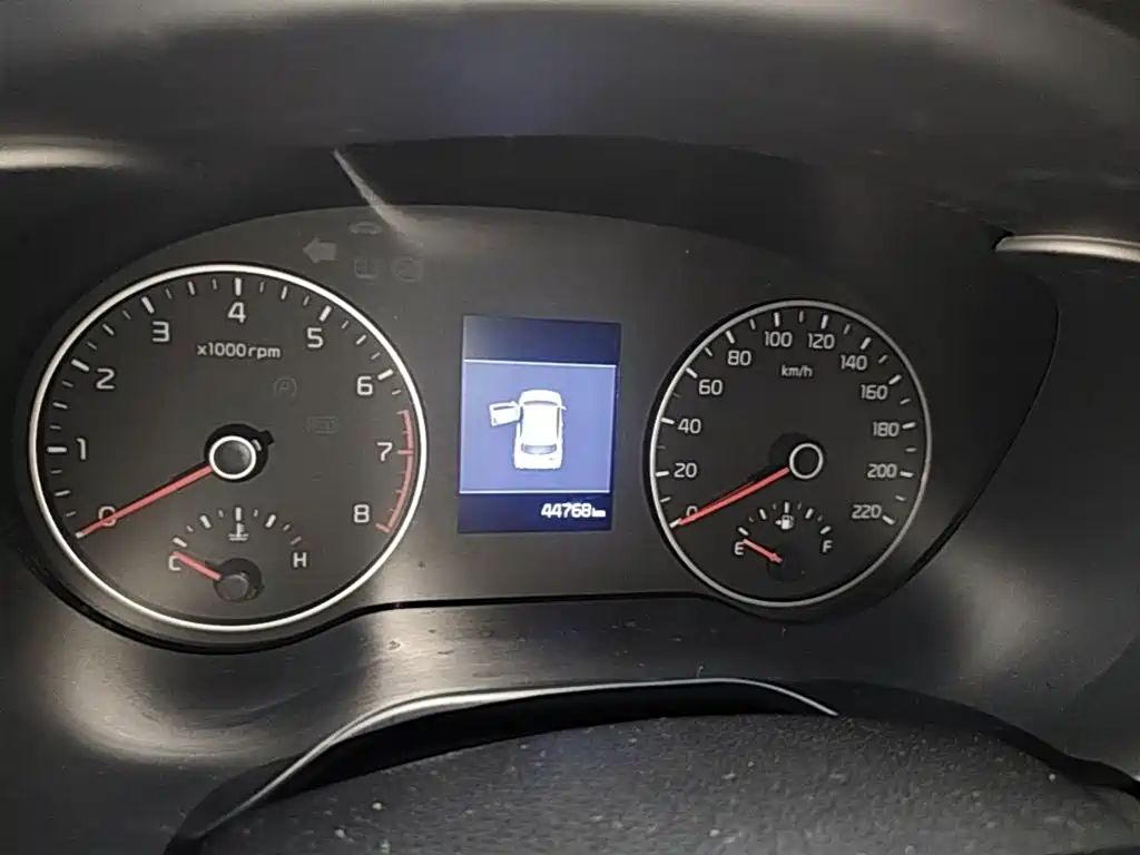Kia KX CROSS 2018 2017 1.4L AT GLS