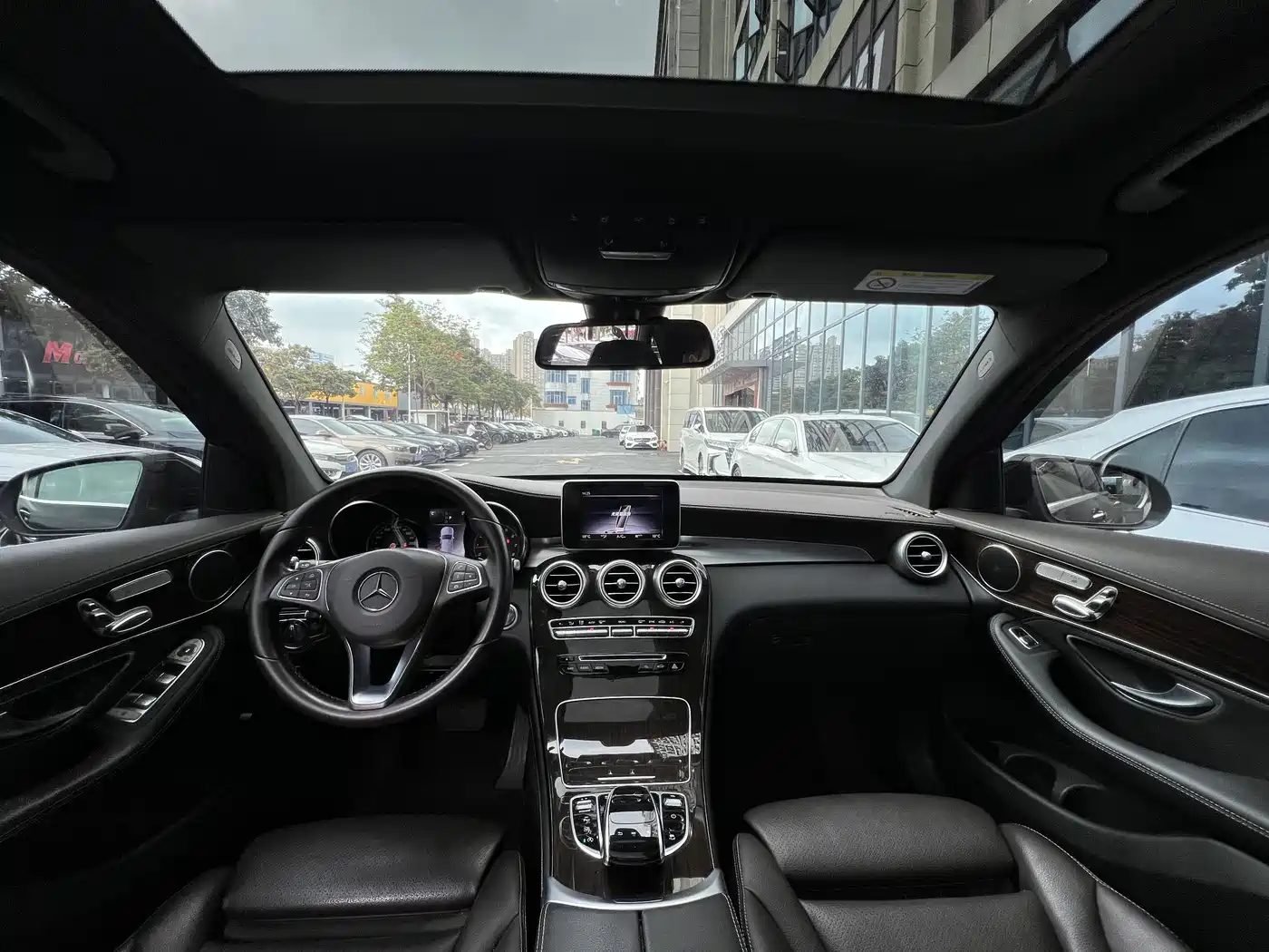 Mercedes-Benz GLC 2019 GLC 260 4MATIC Dynamic фото 9